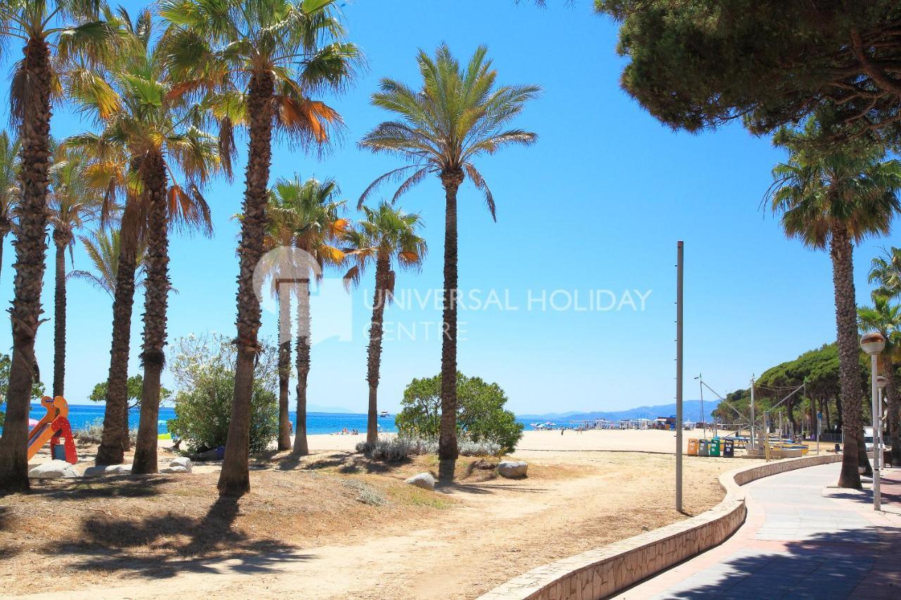 Uhc Mexico I Apartments Cambrils Bagian luar foto