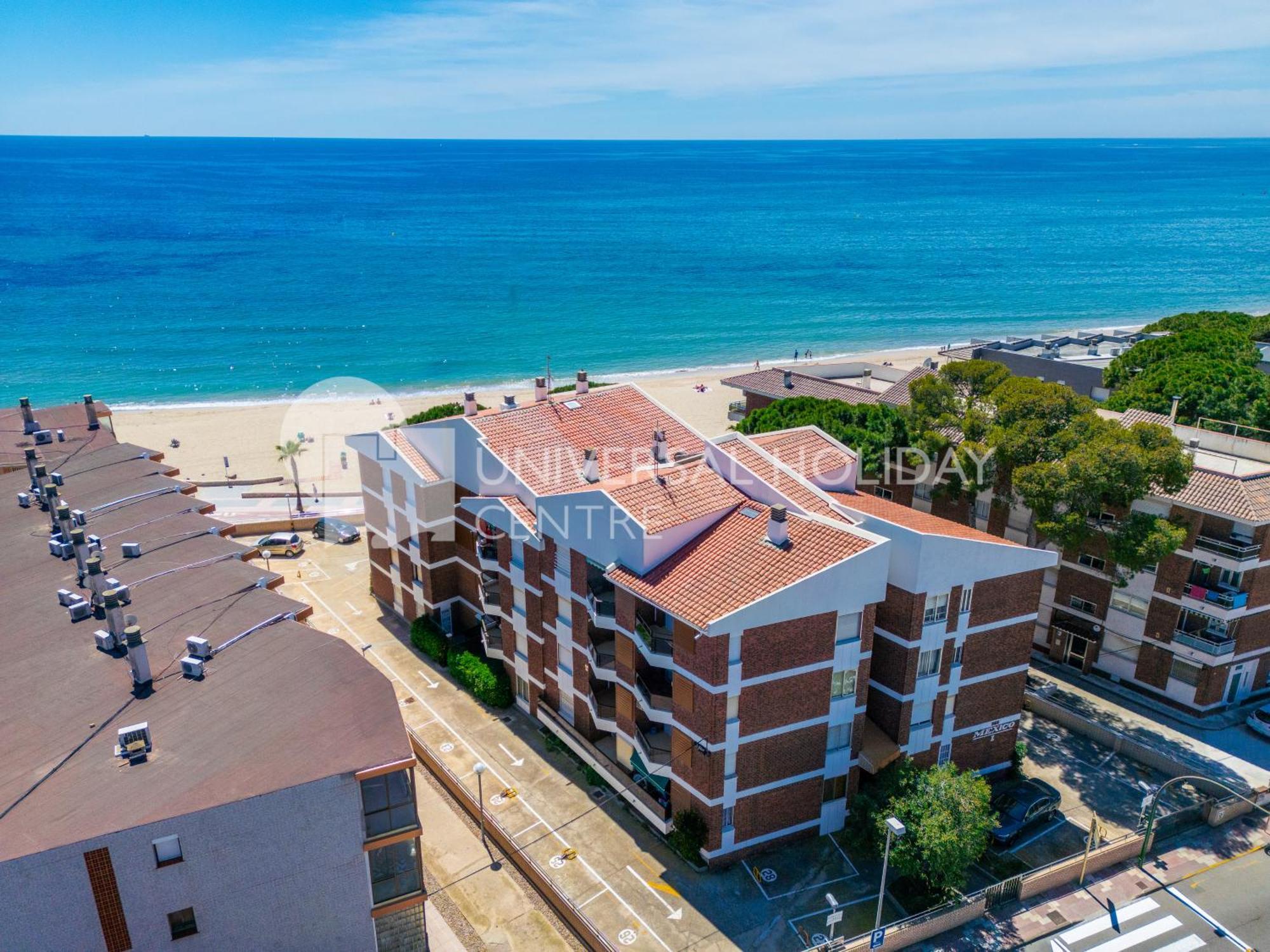 Uhc Mexico I Apartments Cambrils Bagian luar foto