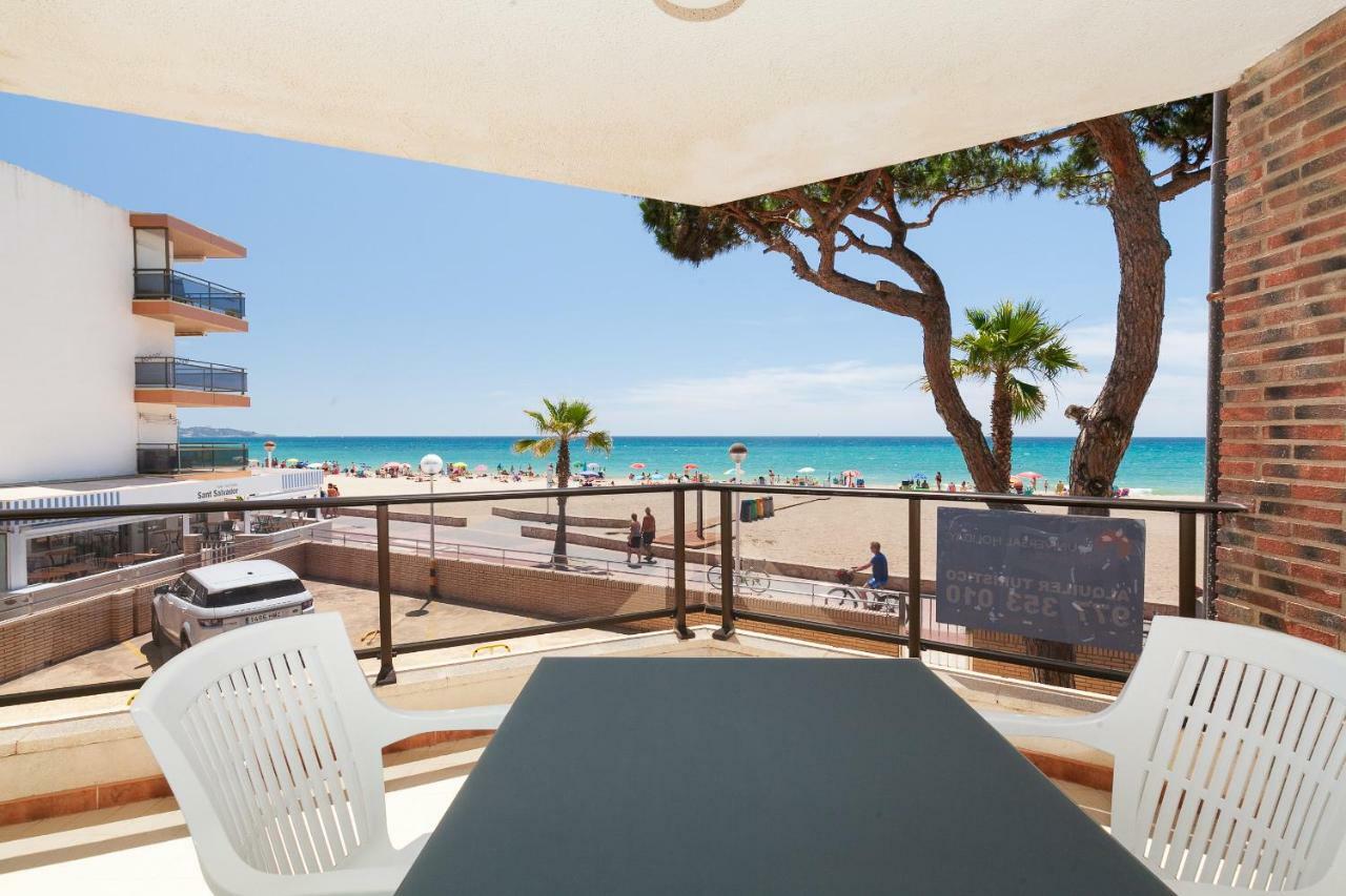 Uhc Mexico I Apartments Cambrils Bagian luar foto